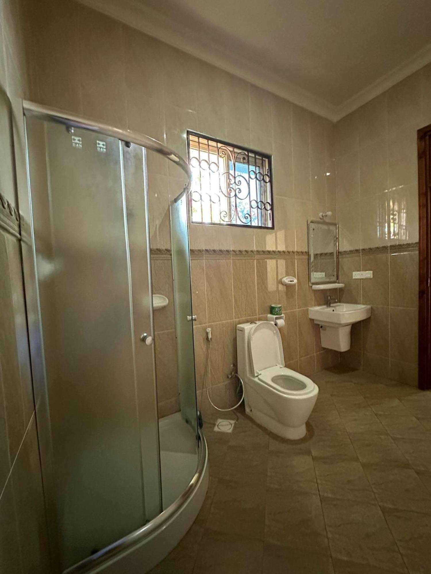 Relax Hotel Taj Нунгви Экстерьер фото